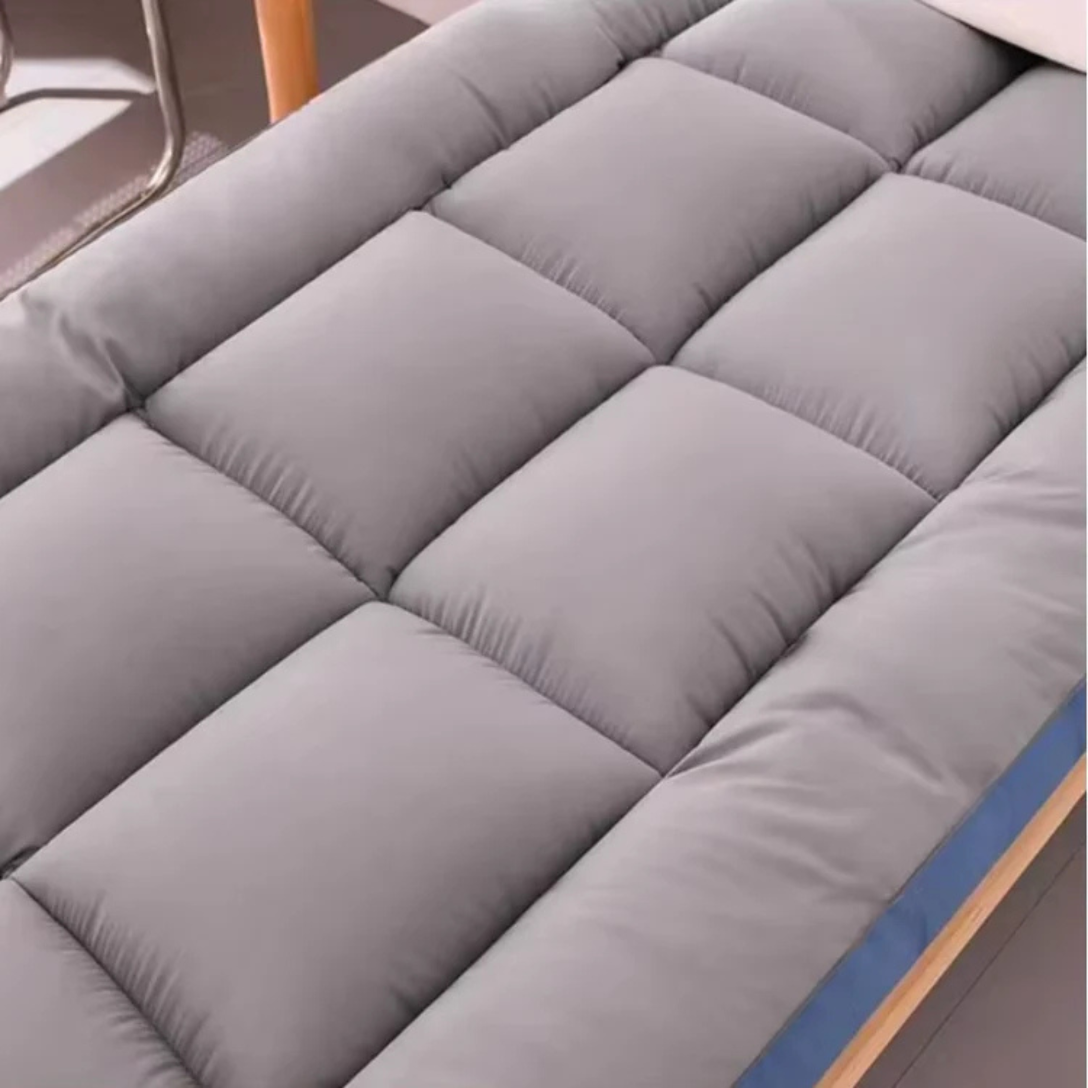 Matelas futon pliable avec coussin intégré – Confort nomade et gain de place